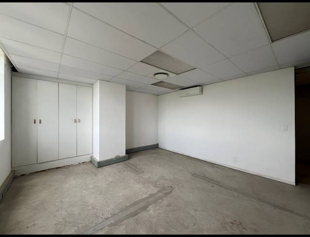 40M² OFFICE TO LET IN ILLOVO